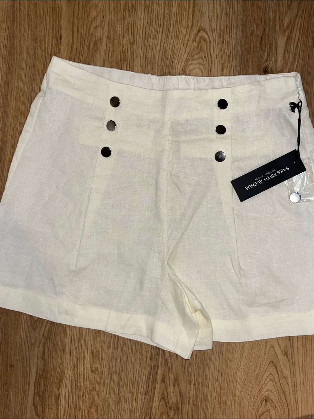 NWT Saks Fifth Avenue White 100% Linen Womens Shorts - S